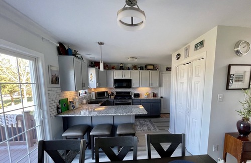 State College Casa | Cozy 4 Bedroom 3 Bath, 3 miles from PSU campus/downtown in quiet neighborhood