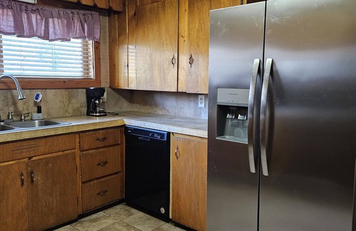 Naches Cabina | Cozy 4-bedroom cabin in enjoyable Naches nestled near Mt. Rainier National Park.