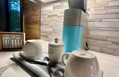 Broken Bow Cabina | Cozy 4-bedroom cabin in peaceful Broken Bow with hot tub, loft game area, WiFi.