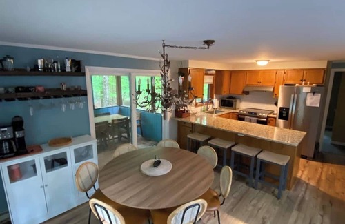 Hamlin Chalet De Esquí | Cozy 4-bedroom chalet in the Hideout with WiFi, AC