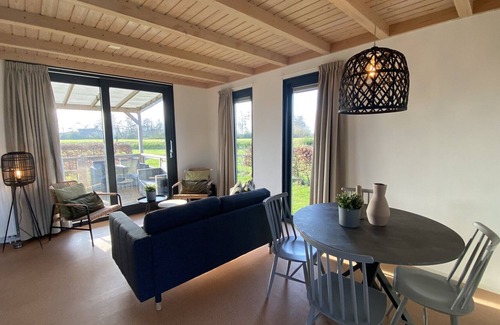 De Veenhoop Chalet De Esquí | Acogedor chalet para 4 personas en la naturaleza frisona