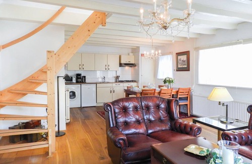 Wemeldinge Casa | Cozy 4-person holiday home in the center of Wemeldinge at 500m from the beach