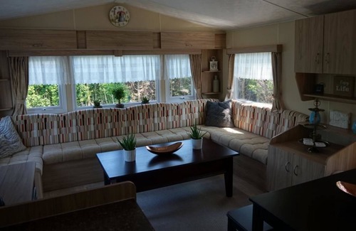 Ouwerkerk Casa | Cozy 4-person mobile home in Ouwerkerk within walking distance of the Eastern Scheldt