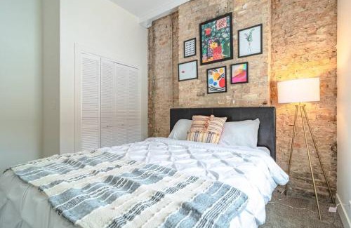 Near South Side Apartamento | Cozy 420-Friendly 3BR City Retreat Near McCormick Place, Grant Park and Soldier Field