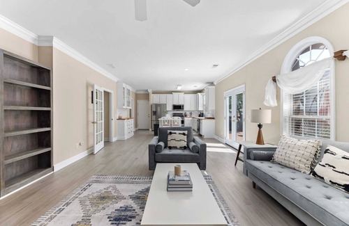 Alpharetta Casa | Cozy 4B2.5B｜Fenced Backyard for Pets｜Perfect for Family｜Month2Month #41889
