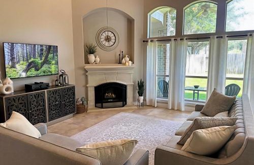 Sterling Ridge Casa | Cozy 4bdrm 3bath Home in The Woodlands
