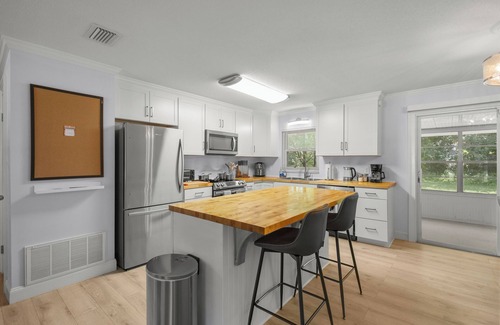 Ocala Casa | Cozy 4BR King Suite Home by WEC & Downtown!