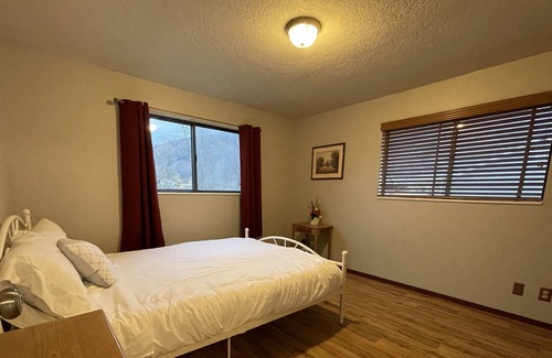Thayne Casa | Cozy 5-bdrm home in Star Valley