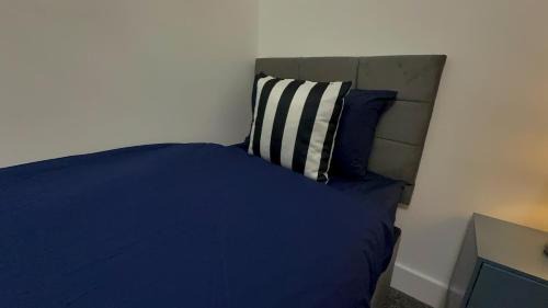 Manchester Casa | Cozy 5-Bed Caldecott Stays-Sleep 6