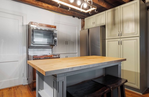 Bedford Cabina | Cozy 5-bedroom cabin in charming Bedford