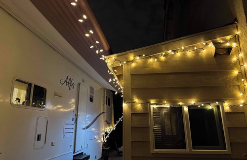 Rowland Heights Casa | Cozy 5-Wheel RV suite in beautiful Rowland Heights hillside!