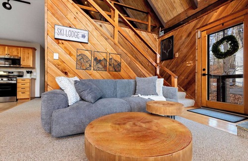 Pedlars Edge Cabina | Cozy 6-bedroom cabin in Wintergreen Resort