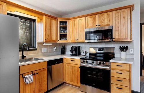 Pedlars Edge Cabina | Cozy 6-bedroom cabin in Wintergreen Resort