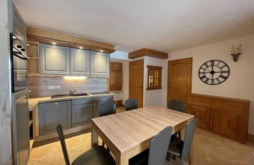Cohennoz Apartamento | Apartamento para 6 personas con balcón y piscina cubierta en Crest-Voland