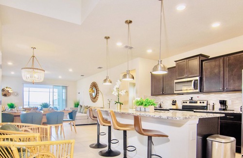 Davenport Casa | Cozy 7BD/5.5BH House FREE Waterpark 8mi/Disney!