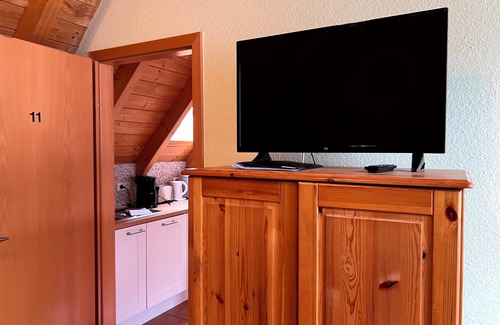 Bad Homburg v.d. Hoehe Apartamento | Cozy attic with 2 rooms, kitchen and bathroom for 2-4 persons