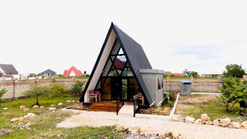 Nungwi Otro | Cozy A-Frame Cabin Eco Stay by Nungwi Beach