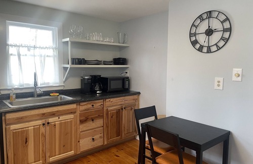Ogunquit Cabina | Cozy A-frame cabin just a short walk to town.