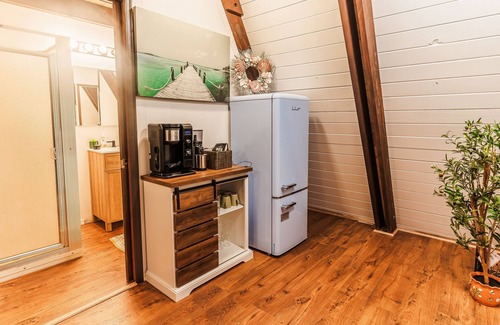 Seabeck Cabina | Cozy A-Frame Cabin, Private Hot tub and Hood Canal view. Pet-Friendly!