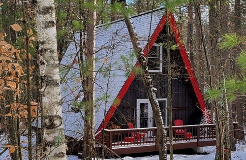 Jay Cabina | Cozy A-Frame Minutes to Whiteface