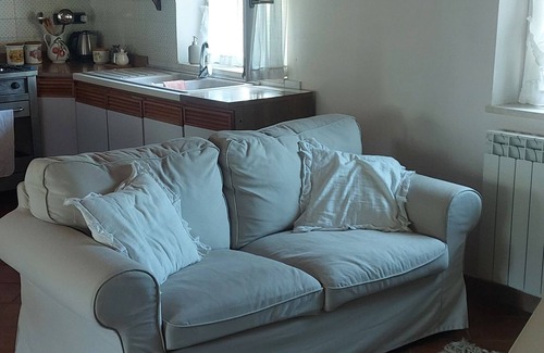 Dragonea Apartamento | Cozy abode in verdant area 3km from the Amalfi Coast