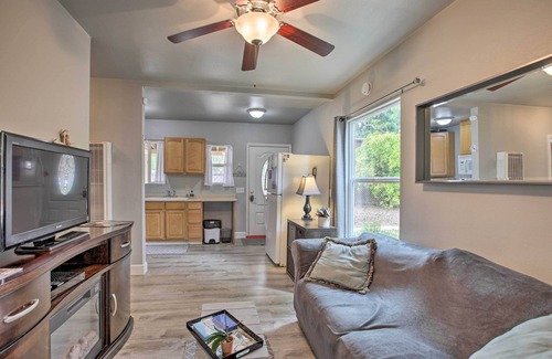 Atascadero Cabaña | Cozy Abode w/ Patio, 16 Mi to San Luis Obispo