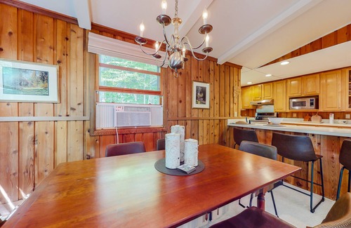 Stratton and Bromley Ski Areas Casa | Cozy abode with a deck, grill, wood stove, full kitchen, W/D, and partial AC