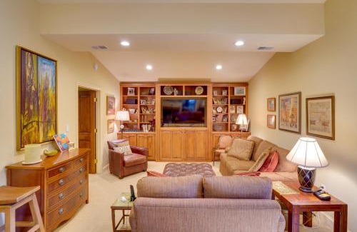 Summerville Historic District Casa | Cozy Abode with Yard about 1 Mi to Dtwn Summerville