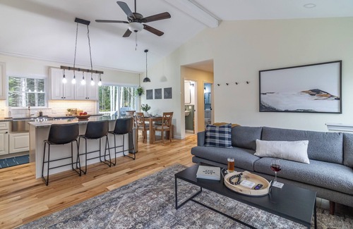 West Tremont Casa | Cozy Acadia Hideaway with Hot Tub
