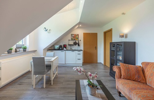 Hattstedt Apartamento | Cozy accommodation in rural Hattstedt with terrace, garden and WLAN