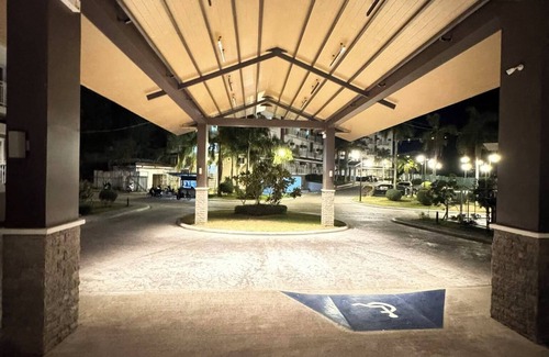 Mactan Export Processing Zone Condominio | Cozy Airport Studio