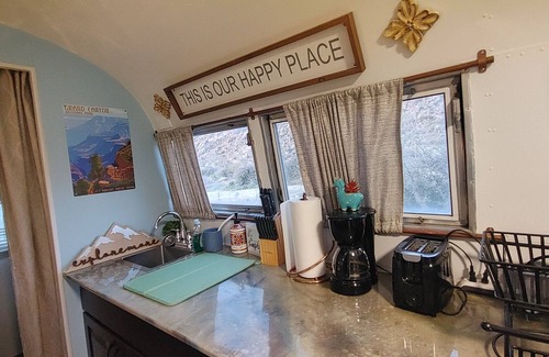 Tucson Casa | Cozy Airstream with WiFi, AC Amazing Desert Views 300 Acre Private Saguaro Park