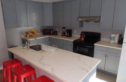 Belmont Apartamento | Cozy and bright 1-BR apartment in the Belmont Hills