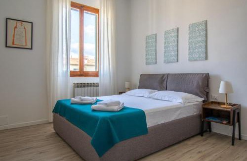 San Jacopino Apartamento | Cozy and Bright Flat - Top Floor with Elevator