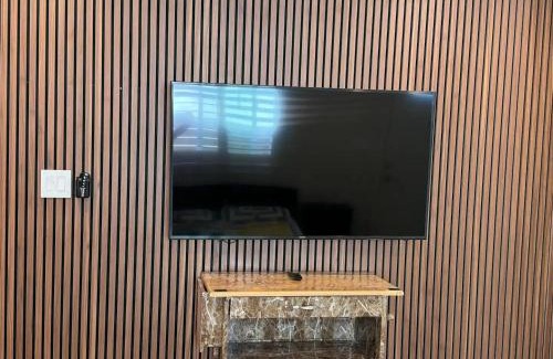 Sunnyvale West Cama Y Desayuno | Cozy and Bright Guest Suite in Heart of Sunnyvale