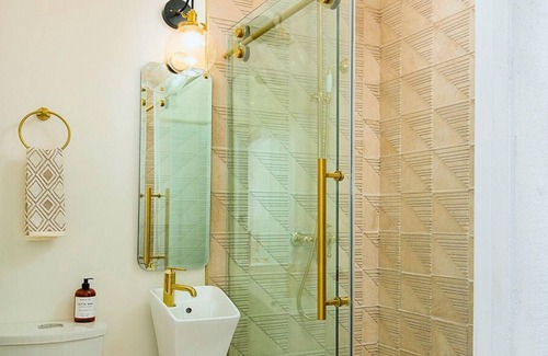 Rampart Village Apartamento | Cozy and Bright Studio Ideal for Couples!