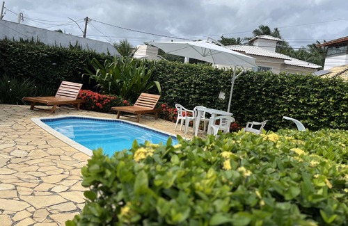 Barra do Jacuipe Casa | Acogedora y encantadora casa con piscina y jardines en condominio frente al mar!