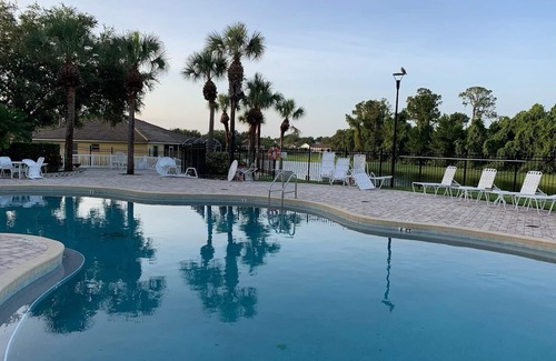 Haines City Condominio | Condominio acogedor y limpio Lake Marion Golf Resort