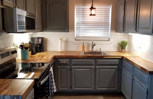 Morristown Casa | Cozy and Clean in Downtown Morristown