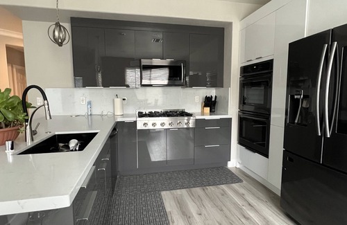Tracy Casa | Cozy and Convenient Home w/ Private Pool in California!