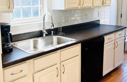 Durham Casa | Cozy and Convenient to Everything!