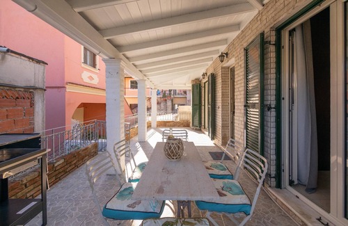 Alepou Apartamento | Cozy and convenient two-bedroom apartment city getaway in Corfu