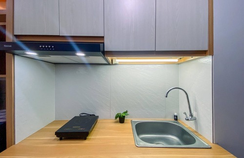Bekasi Timur Apartamento | Cozy And Enjoy Living Studio Transpark Juanda Bekasi Timur Apartment