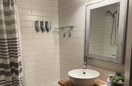 Nordic Estates Casa | Cozy and modern 1 bedroom in Creekside