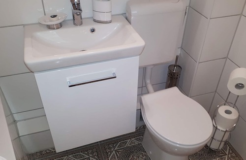 Russee - Hammer Apartamento | Cozy and modern 3 room apartment with parking space & balcony close to the city.