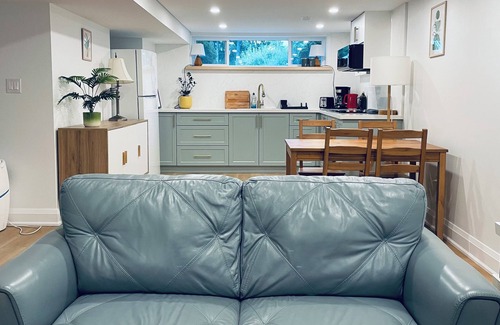 Wexford Casa | Cozy and Modern Place Near Local Attractions