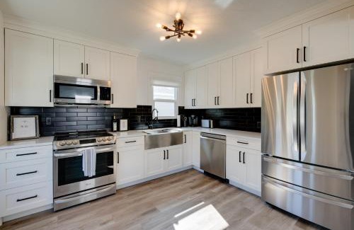 Sugar House Casa | Cozy and Modern SLC Home Yard, 6 Mi to Dtwn!