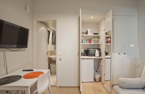 Vouliagmeni Apartamento | Cozy and modern studio Vouliagmeni