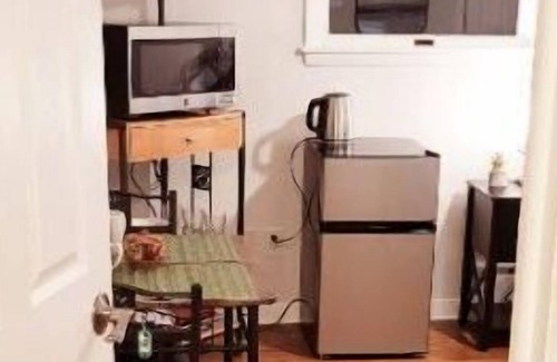 Wharton Casa | Cozy and Peaceful Near Mall, Hospital Public Transportation