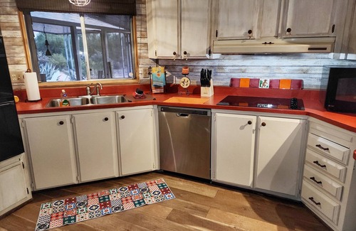 Saguaro West Casa | Cozy and private 2-bedroom house in tranquil Cave Creek.
